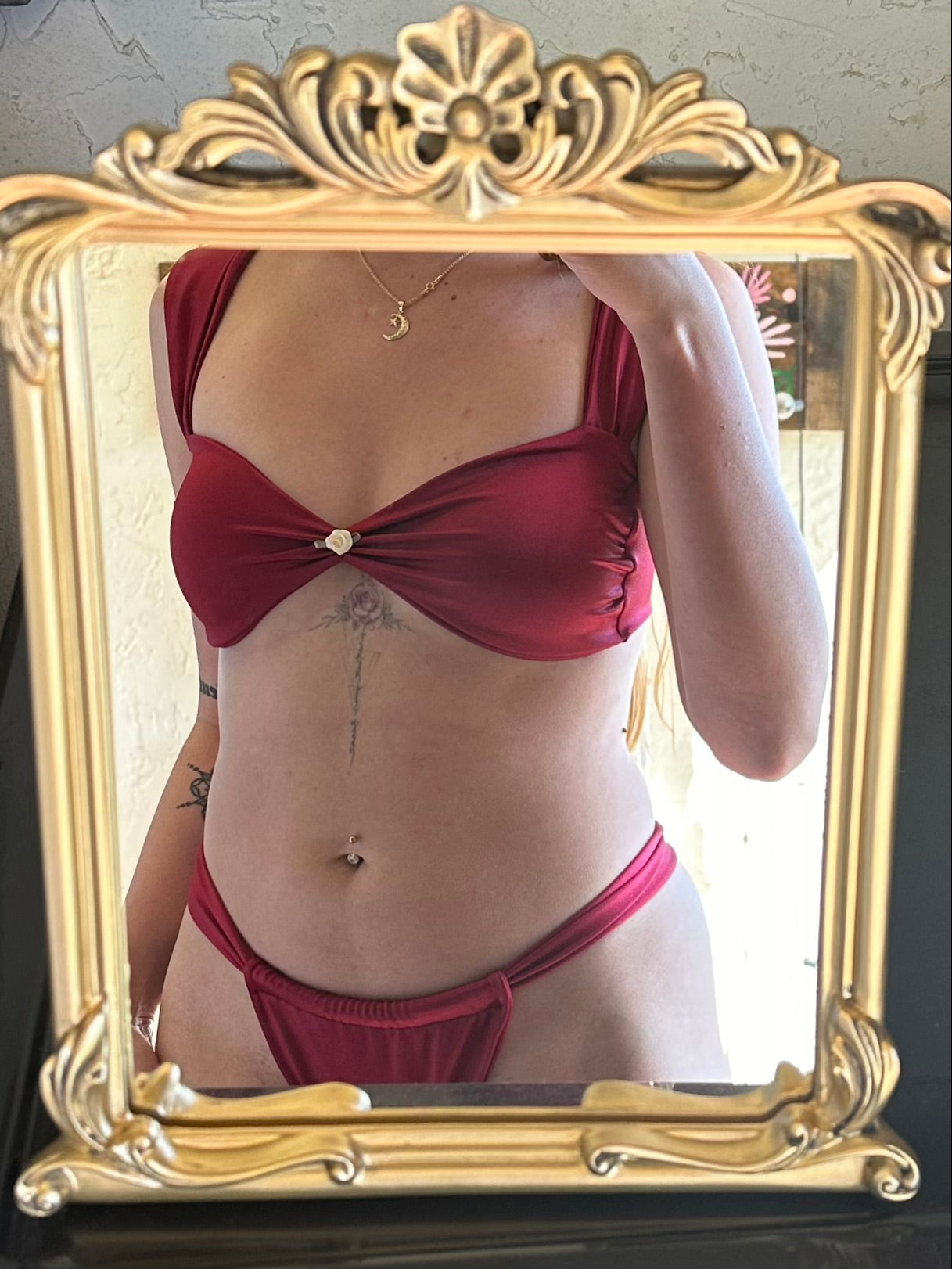 Maroon Kini